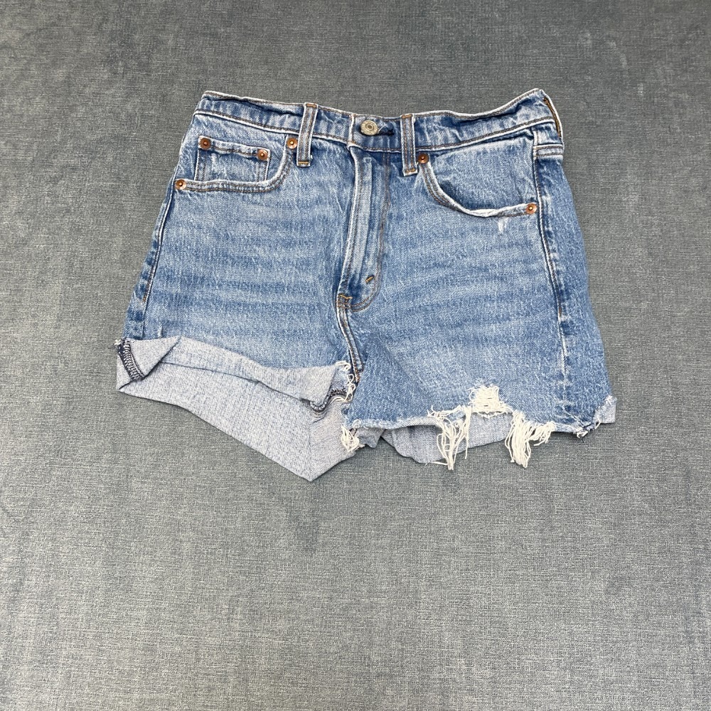 Abercrombie & Fitch The 4" Mom Shorts Womens 25/0 Blue Denim Frayed Hem Pockets